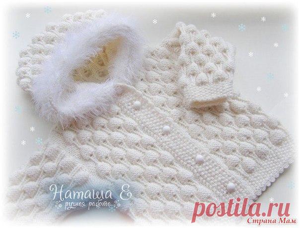 Детский каприз в две ниточки, спицы № 3,5, отделка капюшона Yarn art Tecno