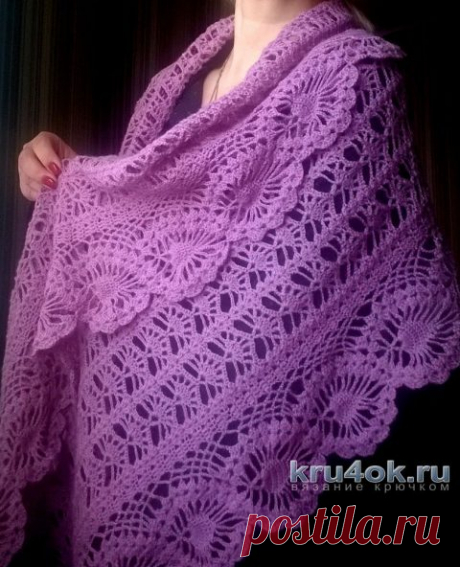 Ажурный палантин крючком. Работа Елены Шевчук