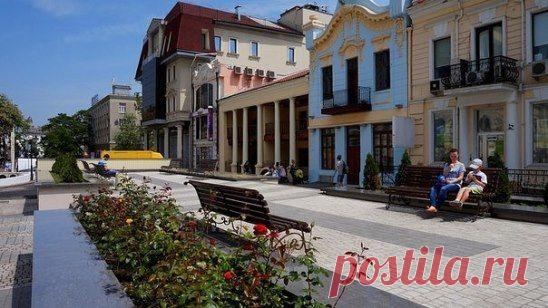 На Греческой.