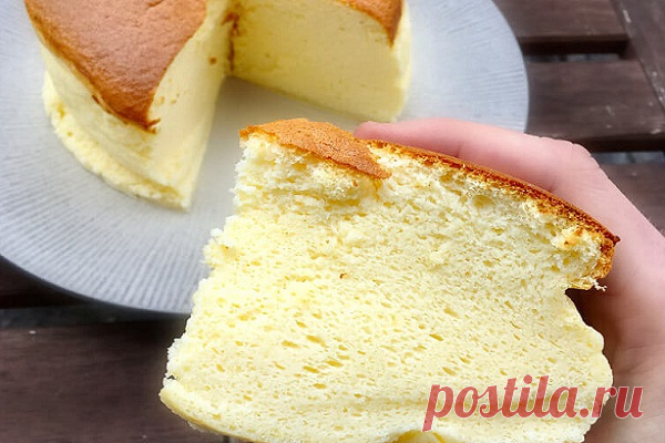 Японский пирог – получается невероятно вкусным, нежным и мягким! А какая воздушная структура! Этот пирог называют японским. Но, судя по ингредиентам, автор рецепта - итальянец. Готовится он легко и просто, да и состоит из самых простых и доступных продуктов. Он получается невероятно вкусным, нежным, мягким и главное -
