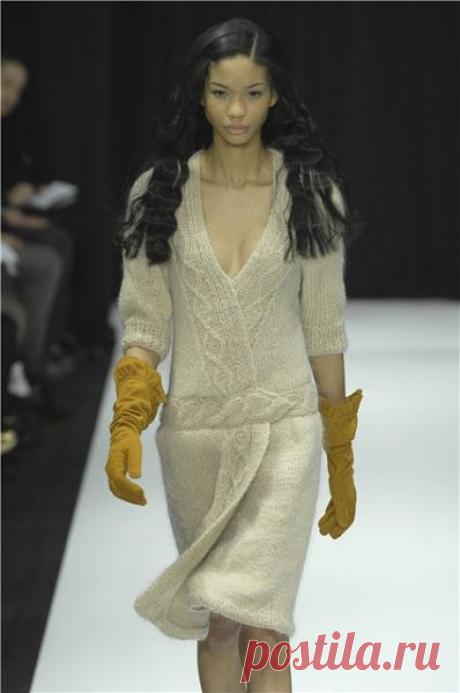 Платье спицами-Rodarte Knit.