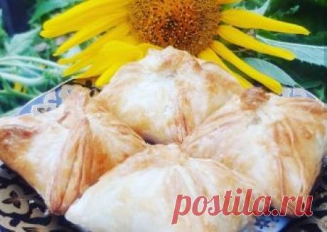 Конвертики с брынзой и зеленью Автор рецепта sovushka_sonechko - Cookpad