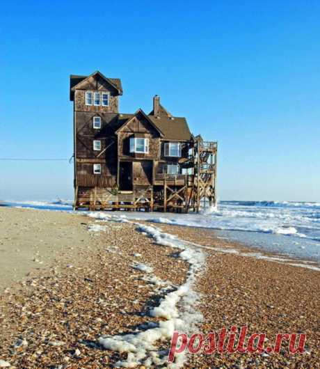 More Strange Houses and Structures | I Like To Waste My Time