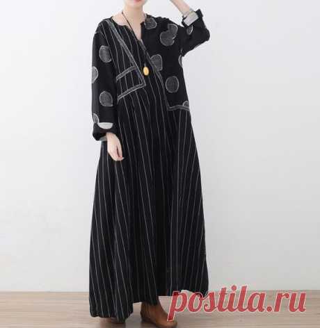 Long linen dress in black, large size Women's Dresses, black Maxi dress, long striped dress, long floor dress 【Fabric】  linen 【Color】 Black 【Size】 Shoulder 42cm / 16.4 Bust 120cm / 45 Sleeve 55cm / 22 Length 126cm / 49  Hem 226cm/ 88  Have any questions please contact me and I will be happy to help you.