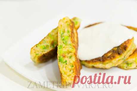 Овсяные оладьи с зелёным луком