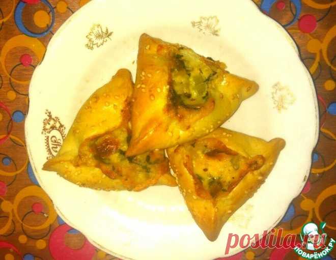 Открытые пирожки с сырным соусом и шпинатом – кулинарный рецепт