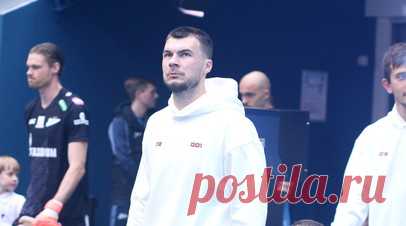 «Локомотив» объявил о переходе Комличенко. Нападающий Николай Комличенко перешёл из «Ростова» в «Локомотив». Читать далее