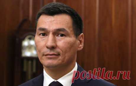 Глава Калмыкии Бату Хасиков отказался от мандата депутата Госдумы. Он останется на должности главы республики