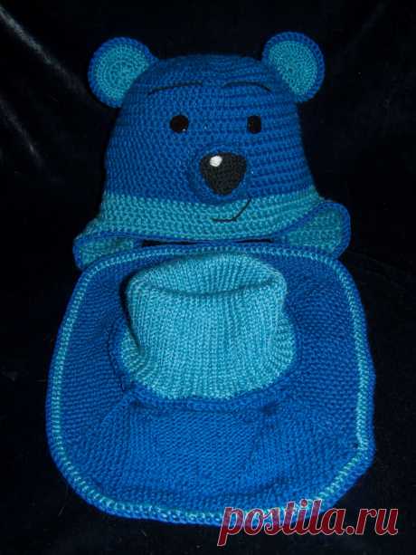 Комплект &quot;Медведь&quot;  Пряжа Alise baby Wool, Gazzal babi cotton. Схема медведя для манишки отсюда: https://irinindom.ru/2015/01/%D1%81%D0%B2%D0%B8%D1%82%D0%B5%D1%80-%D1%80%D0%B5%D0%B3%D0%BB%D0%B0%D0%BD-%D1%81-%D0%BC%D0%B8%D1%88%D0%BA%D0%BE%D0%B9-%D0%B8%D0%B7-phildar/