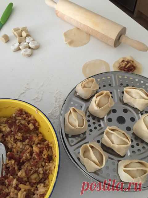 Манты по-казахски в Нью-Йорке | Четыре вкуса