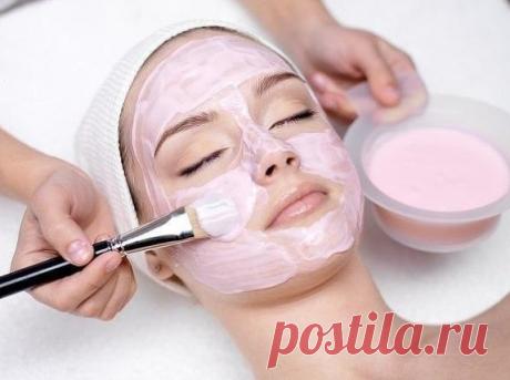 Китайская маска красоты из меда крахмала и соли, которая питает, выравнивает тон кожи, заметно уменьшает проявления пигментных пятен.
⠀
Ингредиенты:
- 1 чайная ложка меда (желательно, жидкого)
- 1 чайная ложка крахмала
Показать полностью…