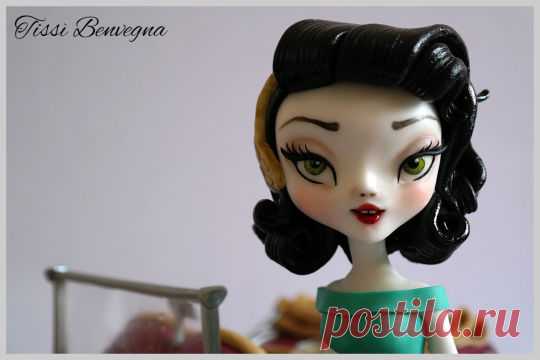 Remembering the 50's - Cake by Tiziana Benvegna - CakesDecor