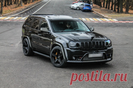 Jeep Grand Cherokee srt8