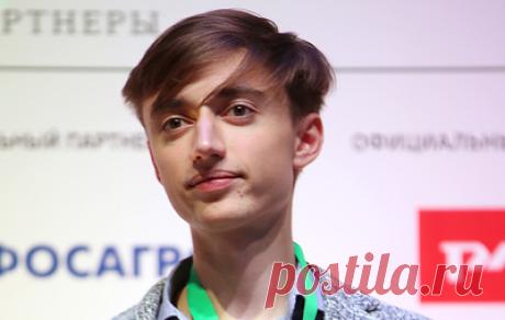 В Международной шахматной федерации прокомментировали отказ Дубова играть в маске. Российскому гроссмейстеру засчитали техническое поражение