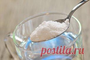 ВСЁ О ЛЕЧЕНИИ СОДОЙ
Области применения
1. Профилактика и лечение рака.
2. Лечение алкоголизма.
3. Отвыкание от курения.
4. Лечение всех видов наркоманий и токсикоманий.
5. Выведение из организма свинца, кадмия, ртути, таллия, бария, висмута и других тяжёлых металлов.
6. Выведение радиоактивных изотопов из организма, профилактика радиоактивного заражения организма.
7. Выщелачивание, растворение всех вредных отложений в суставах, в позвоночнике; камней в печени и почках, т.е. лечение радикулитов