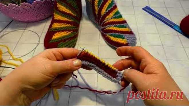 Носки вяжутся на одном дыхании ну очень красивые и удобные