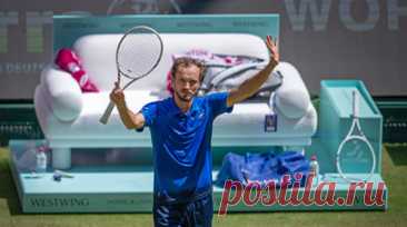 Медведев вышел в полуфинал турнира ATP в Галле. Российский теннисист Даниил Медведев вышел в полуфинал турнира ATP в Галле. Читать далее