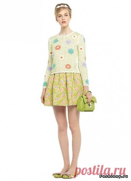 Коллекция Red Valentino Весна-Лето 2014 
Знакомлю Вас с новой весенне-летней коллекцией на 2014 год от Red Valentino - младшей сестры линии легендарного итальянского модного дома Valentino.