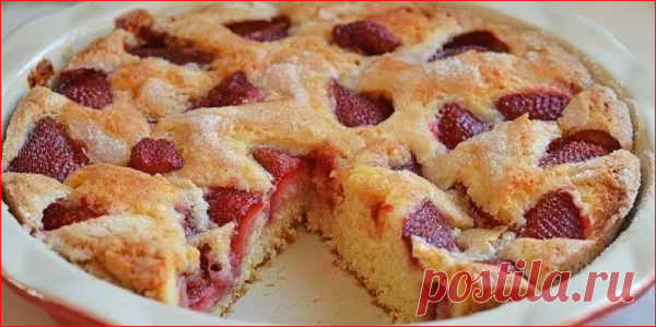 Быстрее не бывает. Пирог к чаю с любыми ягодами, делается за минуты и всегда вкусно получается | Вкусно и полезно | Дзен