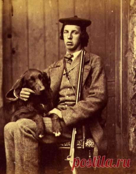 27 января 1832 года родился знаменитый английский писатель, математик, логик, философ, диакон и фотограф Чарльз Лютвидж Доджсон, более известный под именем Льюис Кэрролл.

Родился Доджсон 27 января 1832 года в английской деревушке Дэрсбери, в графстве Чешир. Он был самым старшим ребёнком в семье приходского священника, у которого кроме Чарли было еще семь дочерей и три сына. Все 11 детей получили домашнее воспитание, отец сам обучал их закону Божьему, словесности и основам...
