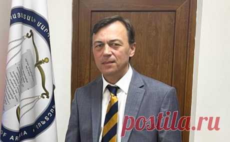 В Армении утонул в озере Севан временный поверенный Украины. Временный поверенный в делах Украины Александр Сенченко умер в Армении, сообщили в МИД Украины.