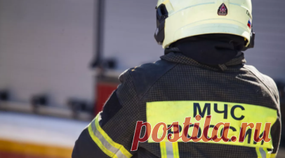 Специалисты МЧС России ликвидируют пожар в промзоне Екатеринбурга. В Екатеринбурге на промышленной площадке загорелась кровля мебельного склада. Площадь возгорания достигла 900 кв. м. Читать далее