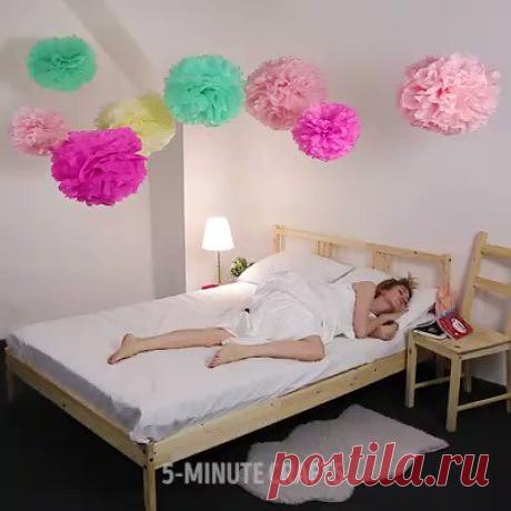 Gorgeous giant tissue paper flowers.