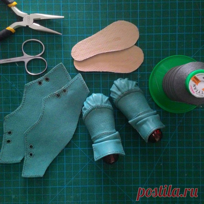 Doll's therapy. Для заболевших куклами.
Ботинки для куклы.

Мастер-класс от Валентины Кислой.
