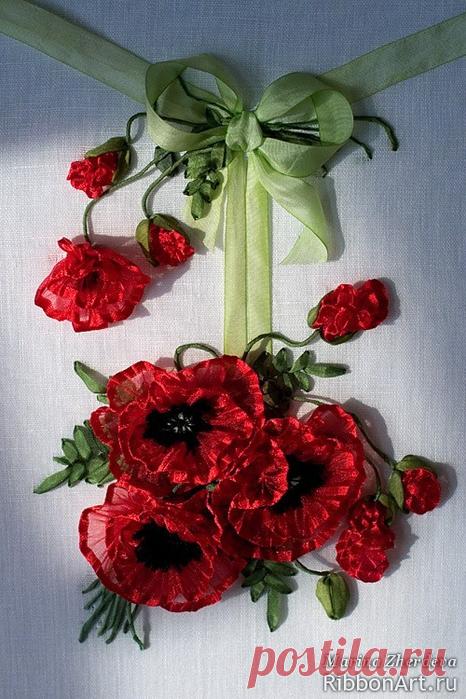 ВЕСЕННИЕ МИНИАТЮРЫ И ЦВЕТОЧНЫЕ ЭЛЬФЫ, ВЫШИТЫЕ ЛЕНТАМИ