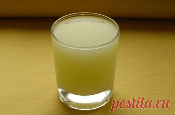 Вот вам и сыворотка с чесночком! (личный опыт)

Писать или не писать? Признаюсь, колебался. Ведь без конца твердить, что 
дважды два - четыре, смешно и глупо. Это я к слову о пользе сыворотки с 
чесноком. Мой пример тому подтверждение. Сверху донизу не болит ни один 
суставчик: ни шума, ни скрипа, ни звона. Даже больное сердце стало здоровым. 
Была гипертрофия левого сердечного желудочка. Исчезла. Последняя ЭКГ 
показала: все в норме, пульс 59. Пленку храню. Могу показать ...