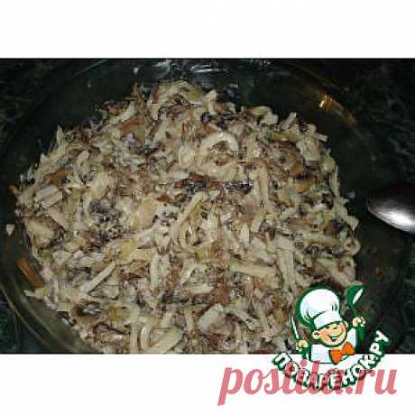Салат из кальмаров с грибами - кулинарный рецепт