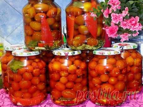 Помидоры, маринованные с семенами горчицы.