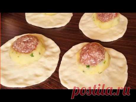 БЕРУ КАРТОШКУ, НЕМНОГО ФАРША!ПИРОЖКИ ТЕПЕРЬ НЕ ДЕЛАЮ  ПРОЩЕ, ВКУСНЕЕ И ПОЛЕЗНЕЕ! ОХ КАКАЯ ВКУСНЯТИНА