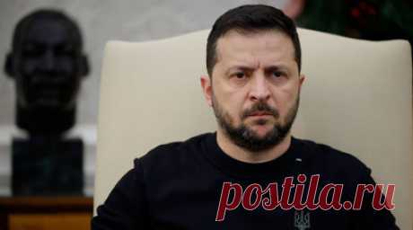 Биограф Шустер описал жизнь Зеленского в подземном бункере в первые дни СВО. Журналист издания Time и биограф Владимира Зеленского Саймон Шустер в своей книге The Showman описал жизнь главы киевского режима в бункере в первые дни после начала специальной военной операции. Читать далее