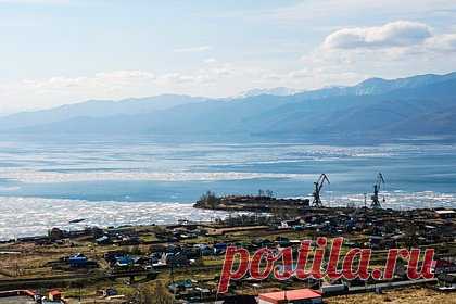 На Байкале произошло землетрясение. В акватории озера Байкал произошло землетрясение магнитудой 4,4. Об этом сообщила пресс-служба ГУ МЧС России по Бурятии. В ведомстве уточнили, что толчки ощущались на территории Кабанского, Прибайкальского, Иволгинского, Селенгинского, Тарбагатайского, и Заиграевского районов Бурятии.