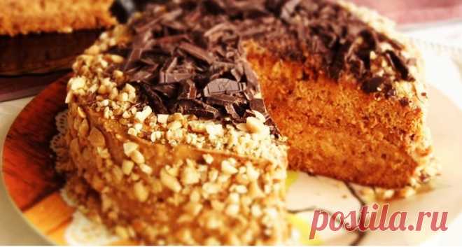 Торт на день рождения супруга. Вкусный и лёгкий: мужья оценят! Такой вкусный ореховый торт со сгущенкой, обязательно понравится вашим мужьям – сладкоежкам. Для приготовления потребуются такие ингредиенты: — мука, 2.5 – 3 стакана; — сахар, 1.5 стакана; — яйца, 4 шт; — сода, 1 ч.л; — уксус, 1 ч.л; — коньяк, 50 мл; — мед, 4 ст.л; — орехи любые, 100 г; — ванильный сахар, […]