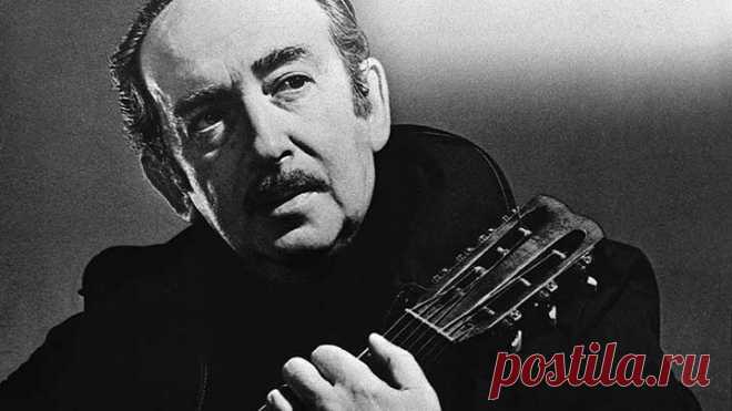 А. Ю. Чернов. Песня Алексанра Галича «Весёлый разговор» А ей мама — ну во всём потакала, Красной Шапочкой звала, пташкой вольной. Ей какава по утрам два стакана, А сама чайку попьёт — и довольна. А как маму схоронили в июле, В доме денег — ни гроша, ни бумаги… Но нашлись на свете добрые люди, Обучили на кассиршу в продмаге......