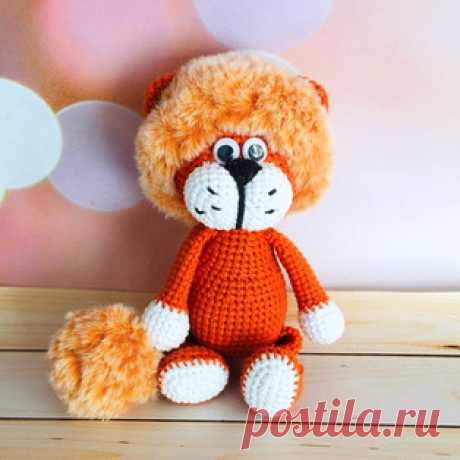Львёнок амигуруми. Схемы и описания для вязания игрушек крючком! Бесплатный мастер-класс от Светланы @lapuli_ot_babuli по вязанию львёнка крючком. Размер вязаной игрушки примерно 16 см. Для изготовления такого льва…
