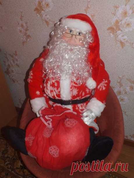 Умеет сидеть))
