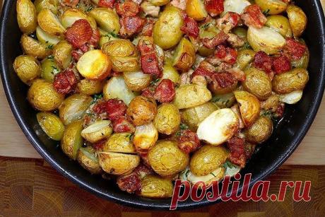 Картошка с мясом в духовке - 15 простых и вкусных рецептов блюд