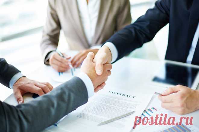 Как добиться успеха на работе: 13 заповедей карьериста
Чтобы подняться как можно выше по карьерной лестнице, следуй этим простым правилам. 1. Держи себя в руках Забудь о дружеских похлопываниях по плечу коллеги женского рода (если только ты не работаешь массажистом). Это табу! Хотя то же самое по отношению к мужчинам воспринимается с точностью до наоборот. По статистике, те, кто выражает приветствие более эмоционально, […]
Читай дальше на сайте. Жми подробнее ➡