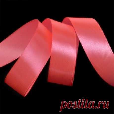 Лента атласная 1" (25мм) цв.3079 яр.розовый IDEAL уп.27,4 м Лента атласная 1" (25мм) цв.3079 яр.розовый IDEAL уп.27,4 м