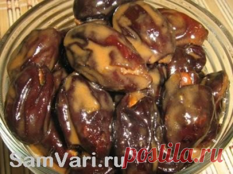 Чернослив с грецким орехом в сметане
