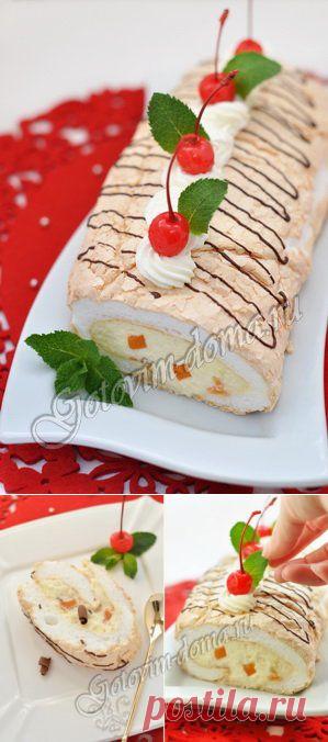 Рецепт: Меренговый рулет с маскарпоне и взбитыми сливками