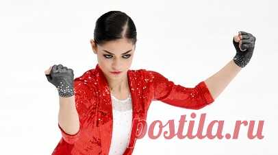 Без слабых мест: Петросян не дала повода судьям придраться к себе, Гуменник упал с лутца и улетел за пределы тройки. Аделия Петросян за явным преимуществом выиграла короткую программу в соревновании девушек на четвёртом этапе Гран-при России в Москве. Двукратная чемпионка России безошибочно исполнила все заявленные элементы и избежала минусов от судей, что не удалось её главным соперницам. А вот другой триумфатор олимпийского отбора, Пётр Гуменник, упал с четверного лутца и не только отстал от…