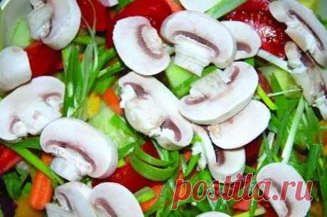 Салат с сырыми грибами шампиньонами по-парижски рецепт с фото - 1000.menu