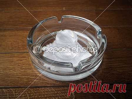 Пепельницы — Stock Image © Vadim Vyazovikov #38784183