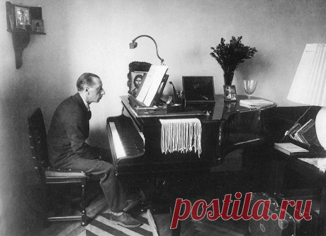 Igor Stravinsky  Nice, 1927