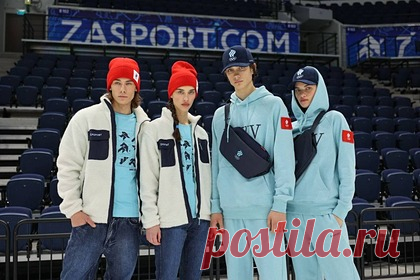 Бренд Zasport представил форму для российских олимпийцев. Российский бренд спортивной одежды Zasport представил новую форму для российских участников Олимпийских игр. На новой экипировке имеется лишь логотип ОКР. В декабре 2020-го Спортивный арбитражный суд (CAS) утвердил двухлетний запрет отечественным атлетам на выступления под флагом России до декабря 2022 года.