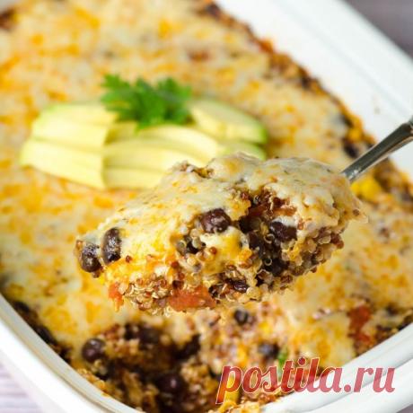 Вкуснейший рецепт-бомба: запеканка из киноа с соусом энчилада | Все об Осознанной Красоте